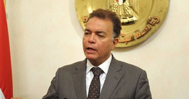 وزير النقل: منطقة وقوع حادث قطارى الإسكندرية كانت ضمن خطة التطوير  