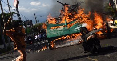 بالصور.. نشطاء يحيون الذكرى 42 لقمع الجيش مظاهرة طلابية فى السلفادور
