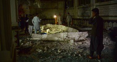 بالصور..ارتفاع حصيلة ضحايا تفجير مسجد بأفغانستان لـ30 قتيلا و63 مصابا  