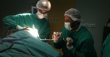 بالصور..أطباء مستشفى بنى سويف ينجحون فى إجراء جراحة لسيدة تعانى من نزيف بالمخ