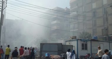 السيطرة على حريق بعدد من المقعد داخل مدرسة بالهرم