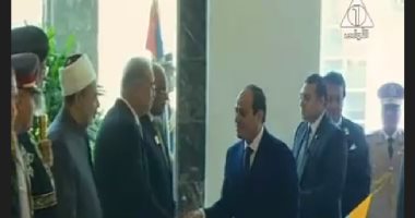 الرئيس السيسى يصل مقر الاحتفال بعيد العلم 