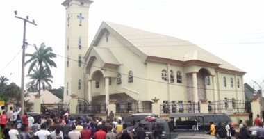 ننشر صور الهجوم المسلح على كنيسة فى نيجيريا أسفر عن مقتل وإصابة 29 شخصا