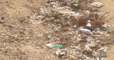 بالصور.. القمامة تتراكم بشوارع حدائق الأهرام والأهالى يستغيثون