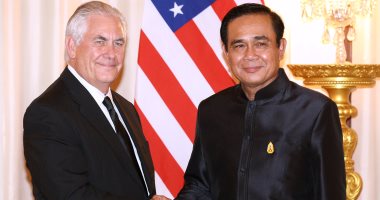 بالصور.. أول لقاء بين مسئول أمريكى ورئيس وزراء تايلاند منذ عام 2014