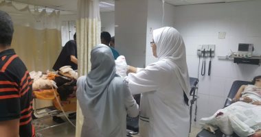 وزير التعليم العالى يتفقد المستشفى الميرى للاطمئنان على مصابى القطار