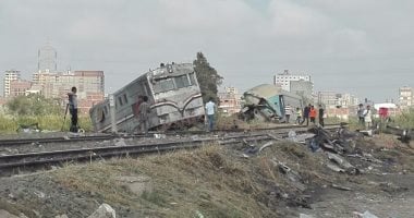 ننشر أول صور لموقع حادث قطارى الإسكندرية عقب رفع الحطام