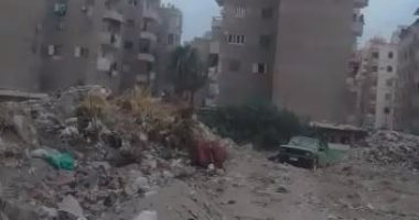 أزمة قمامة بـ"المنصورة".. ومواطنون: سيارات حكومية ترمى المخلفات بالشوارع