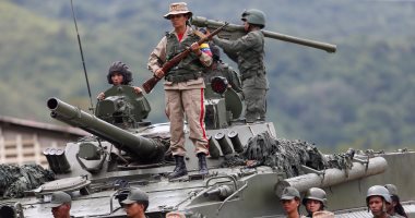الجيش الفنزويلى يغلق جسرا على الحدود مع كولومبيا