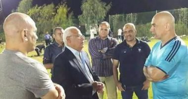 محافظ بورسعيد ومجلس المصرى فى معسكر الفريق قبل مواجهة الأهلى