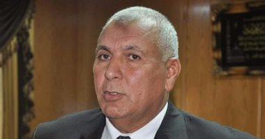 محافظ الوادى الجديد يعلن خطة للتوسع فى مصانع تدوير القمامة محافظ الوادى الجديد يعلن خطة للتوسع فى مصانع تدوير القمامة