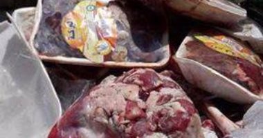 إعدام 199 كيلو من الأغذية الفاسدة وتحرير 11 محضرا فى حملة على مطاعم بالسويس