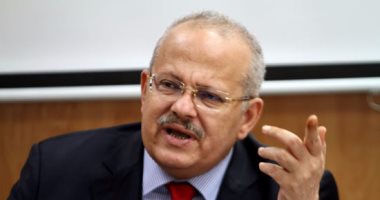 "س & ج".. رئيس جامعة القاهرة يوضح عقوبات الغش بالامتحانات "فيديو"