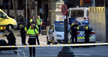 الشرطة الإسبانية تعتقل شخصا فى مدينة ريبول على صلة بهجوم برشلونة