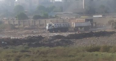 بالصور.. مقلب قمامة بمدينة النور فى الزاوية الحمراء يهدد سلامة المواطنين