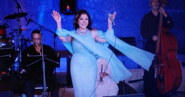  نادية مصطفى تحيى حفلا غنائيا على مسرح سيد درويش 13 نوفمبر