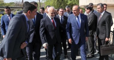 بالصور.. وزير الخارجية التركى يصل بغداد فى زيارة رسمية