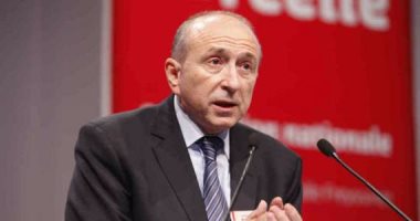 وزير الداخلية الفرنسى يقدم استقالته وماكرون يرفضها