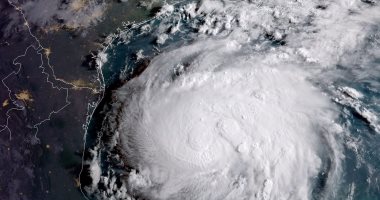 بالصور.. الأقمار الاصطناعية ترصد وصول الإعصار "هارفى" إلى ساحل تكساس