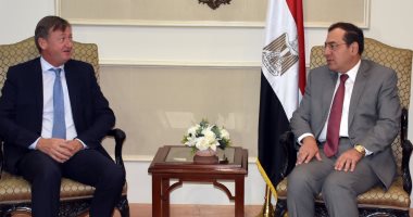 طارق الملا: اهتمام شركات عالمية بالاستثمار فى صناعة الغاز بمصر نجاح للحكومة