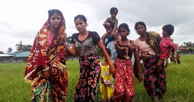 27 ألف لاجئ من الروهينجا يصلون بنجلادش هربا من الجيش البورمى