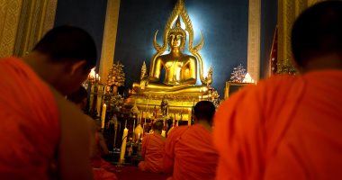 رئيس وزراء تايلاند يعلن عزل كهنة بوذيين لتورطهم فى جرائم قتل وغسيل أموال