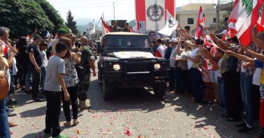 بالصور.. احتفال الشعب اللبنانى بانتصار جيشه فى معركة "فجر الجرود"