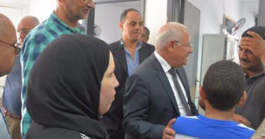 بالصور..محافظ بورسعيد يتابع سير العمل بالمستشفيات في أول أيام عيد الأضحى