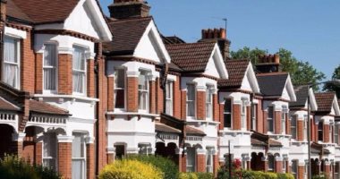 تراجع أسعار المنازل فى بريطانيا لأول مرة منذ يونيو