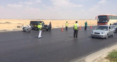 حملات مرورية مكبرة بمحاور القاهرة و الجيزة لرصد المخالفات 