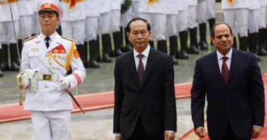 بالصور.. الرئيس السيسى يصل إلى العاصمة الفيتنامية هانوى
