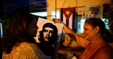 سفير كوبا بنقابة الصحفيين: أعداء جيفارا يريدون ألا يتذكره أحد