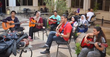 نساء مصر يدربن شباب الإسكندرية لمواجهة التمييز بالفنون