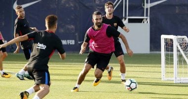 برشلونة يفقد توران فى ديربى كتالونيا بسبب الإصابة
