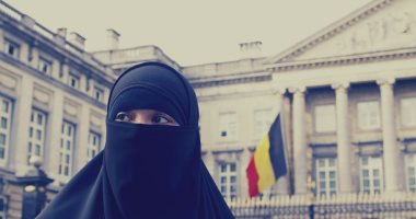 "الإندبندنت": الدنمارك تتجه لحظر ارتداء النقاب لأسباب تتعلق بالأمن العام