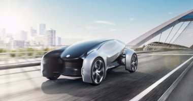 جاكوار تكشف عن نموذج سيارة المستقبل مع عجلة قيادة ذكية