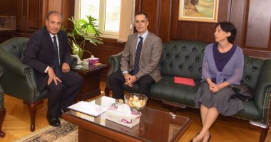 محافظ الإسكندرية يستقبل سفير سويسرا بمصر لبحث سبل التعاون