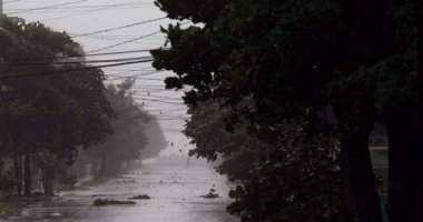 الظلام يعم فلوريدا.. انقطاع الكهرباء عن 4 ملايين منزل بسبب الإعصار إرما