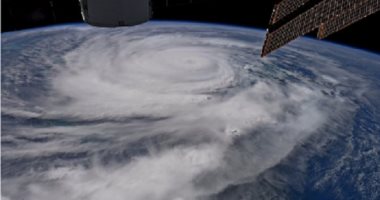 رائد فضاء يلتقط صورا لإعصارى إرما وخوسيه من خارج الأرض