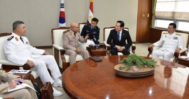 بالصور.. وزير الدفاع يجرى لقاءات هامة مع كبار المسئولين بكوريا الجنوبية