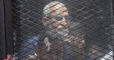 بالصور.. تأجيل محاكمة بديع و738 متهمًا فى "فض اعتصام رابعة" لـ 23 سبتمبر