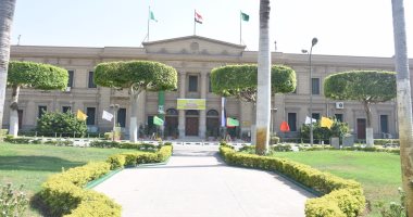 جامعة القاهرة تحذر أية كيانات وهمية تستخدم اسمها للنصب على الطلاب المصريين أو العرب  