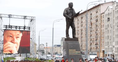 موسكو تبرم 7 عقود لبيع أكثر من 100 ألف "كلاشينكوف" العام الجارى