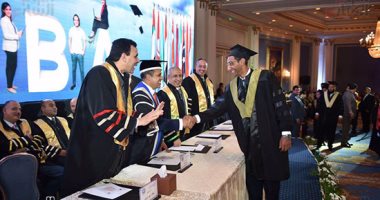 الأكاديمية العربية تحتفل بتخريج دفعة من كلية الدراسات العليا فى الإدارة