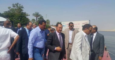 رئيس وأعضاء "محلية البرلمان" يتفقدون قرية الأمل شرق قناة السويس