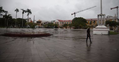 إعصار أوفيليا يتجه نحو جزر الأزور برياح سرعتها 165 كم