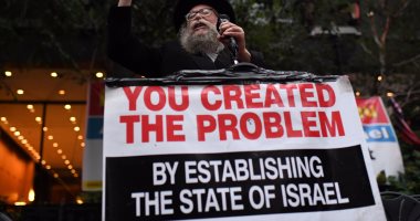 بالصور..مسيرة للجالية اليهودية بأمريكا ضد نتنياهو تحت شعار: أنت سبب المشاكل