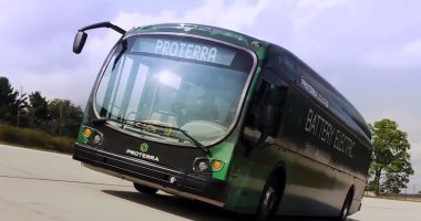 بالفيديو.. حافلة كهربائية جديدة يمكنها السير 1.101.2 ميل عبر شحنة واحدة