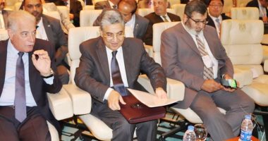 وزير الكهرباء ومحافظ جنوب سيناء يفتتحان مؤتمر "تبريد وتكيف المناطق"