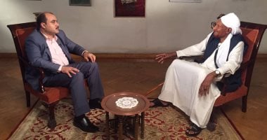 رئيس وزراء السودان الأسبق ضيف "90 دقيقة" على قناة المحور.. اليوم